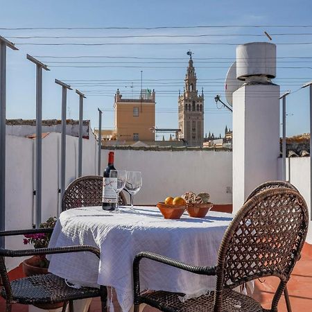 Apt. Casa Palacio Santa Cruz Cathedral Views - Seville Exterior photo