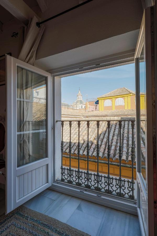 Apt. Casa Palacio Santa Cruz Cathedral Views - Seville Exterior photo